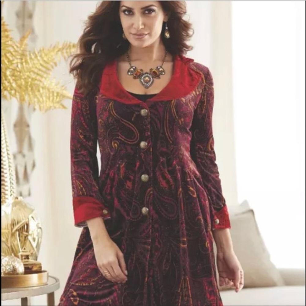 Monroe & Main velvet jacket/coat